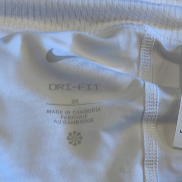 Nike Women’s NikeCourt Dri-FIT Victory
Flouncy Skirt NWT - Picture 9 of 12
